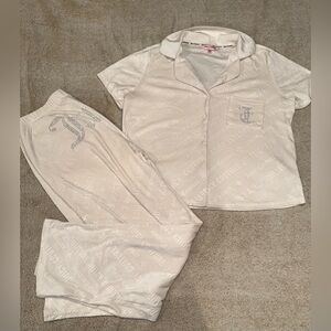 Juicy Couture Cream Extremely Soft Pajama Set with Silver Bling Accents